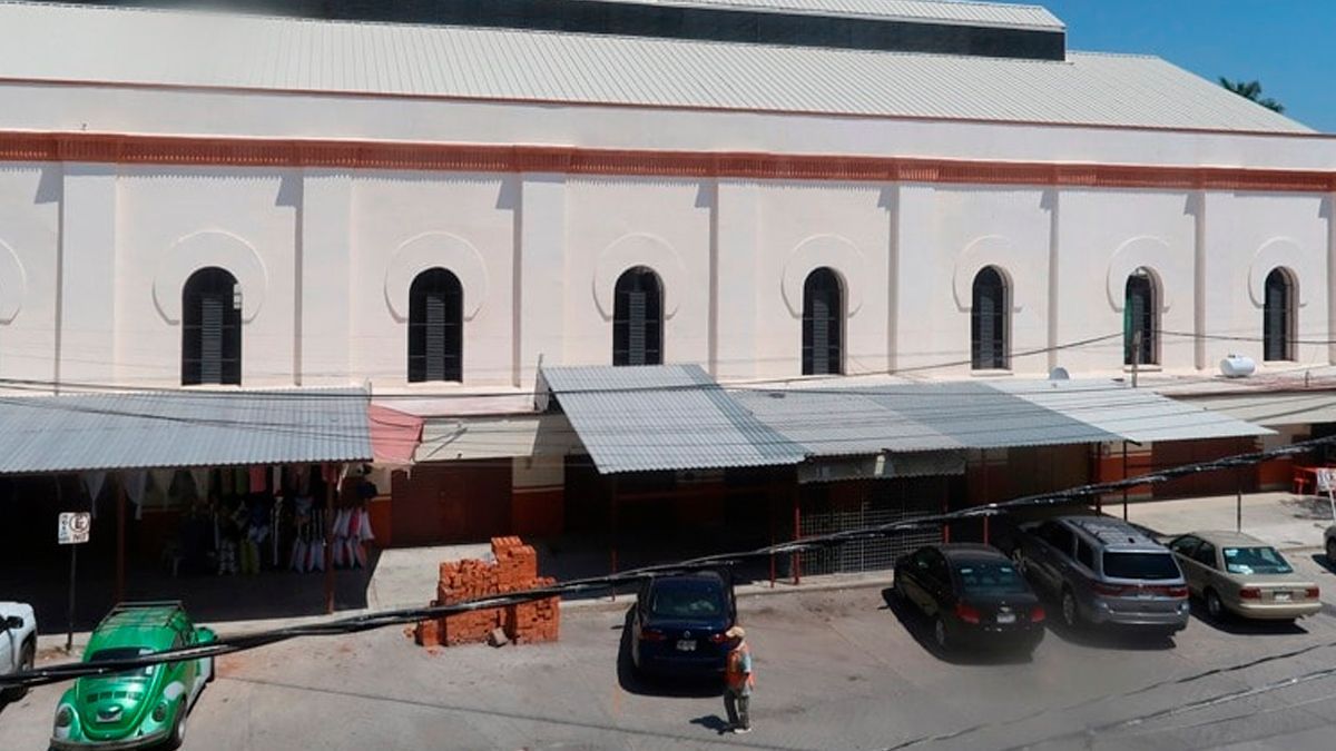 Faltan tres naves por terminar en el mercado municipal de Zacatepec