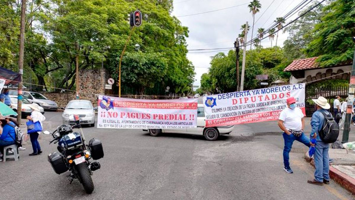 Bloqueos provocan perdidas para el comercio en Cuernavaca