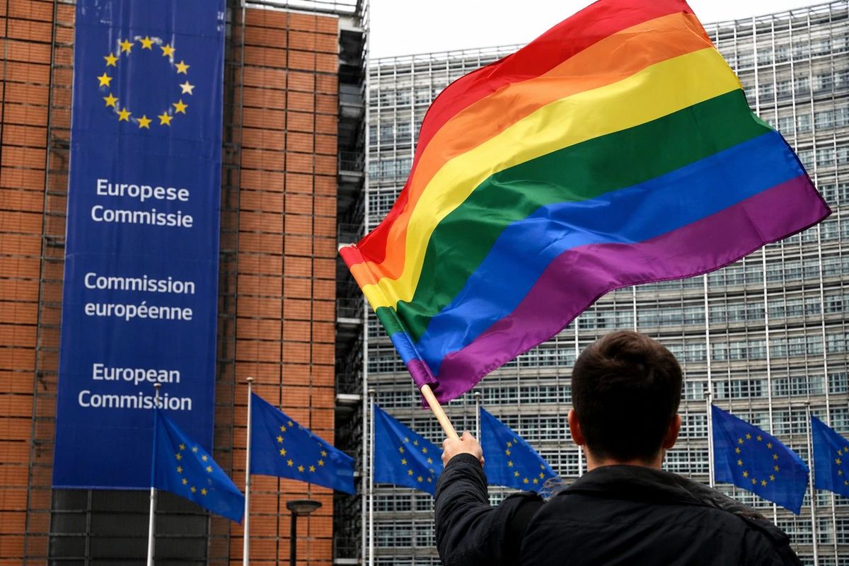 Shqipëria, BE-ja dhe Politikat LGBTQ që po Bombardojnë Shqiptarët
