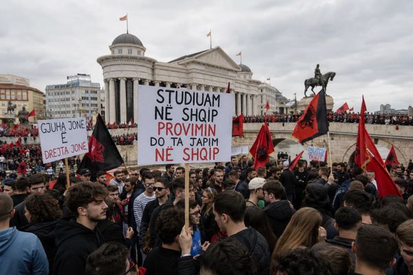 Studentët Shqiptarë në Shkup: Pse po Rebelohen Ata?