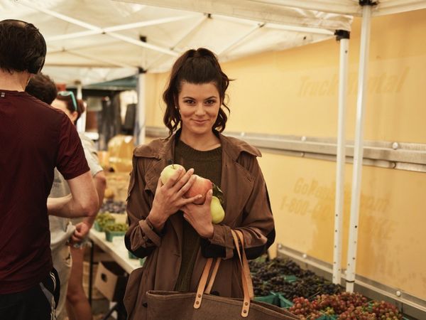 Fridge Voyeur: Summer Rayne Oakes