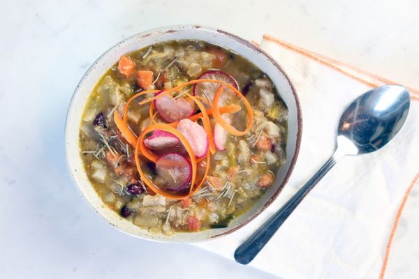 Mindful Eating 101: Nourish Yourself