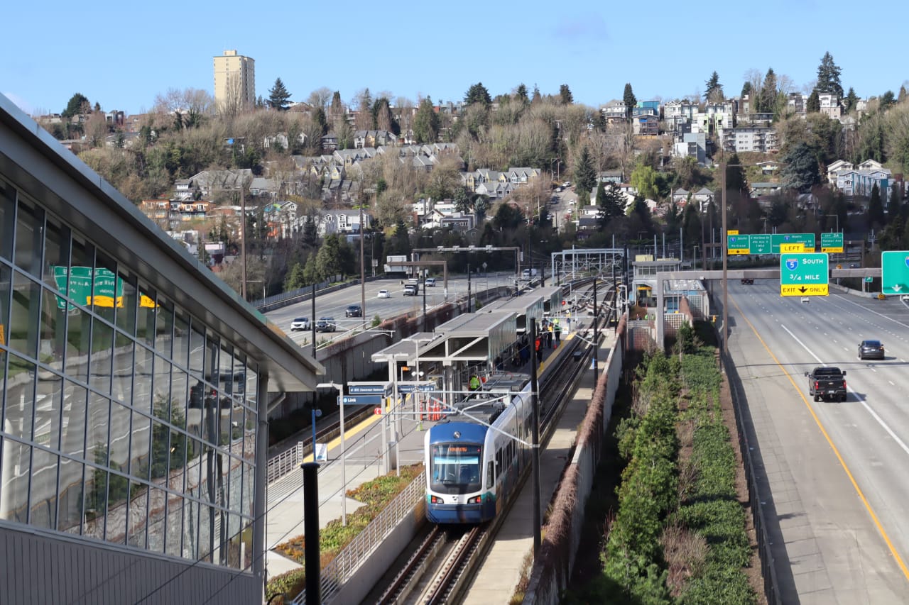 Crosslake Light Rail Set to Transform Puget Sound Region