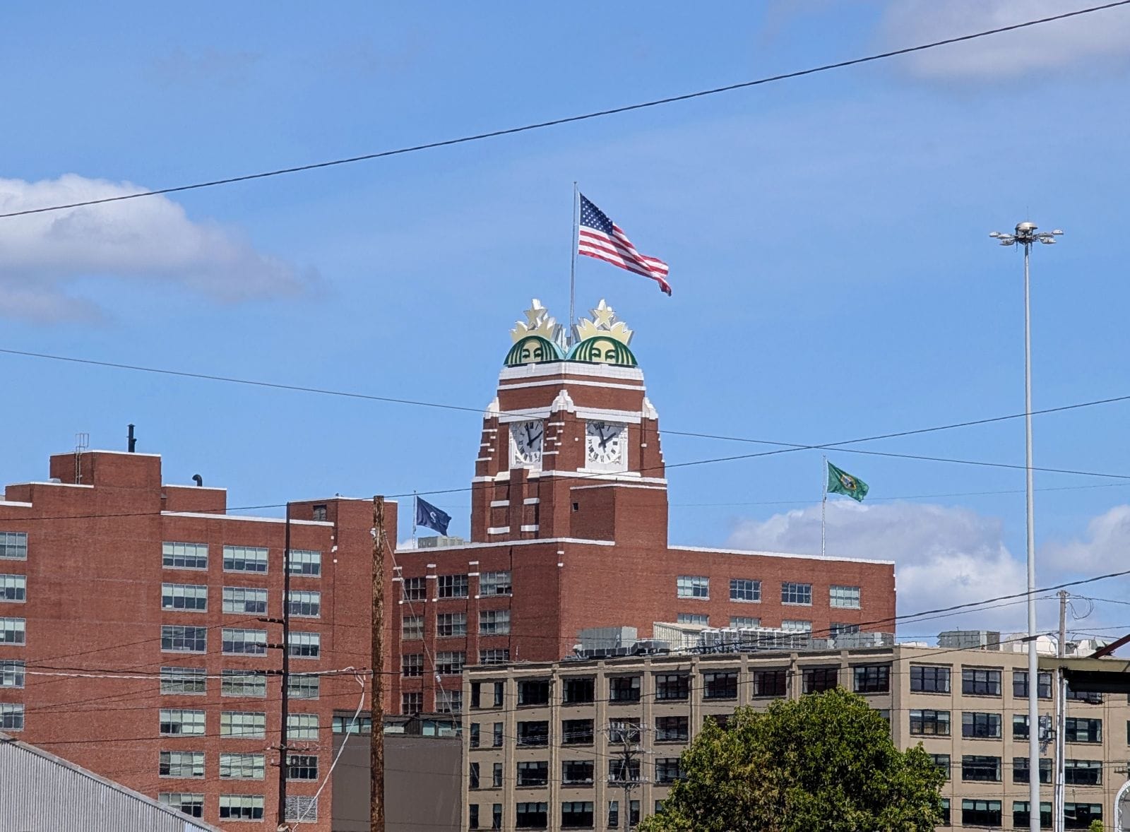 Op-Ed: Starbucks Execs Pull Out of Seattle to Exploit Regressive Tennessee