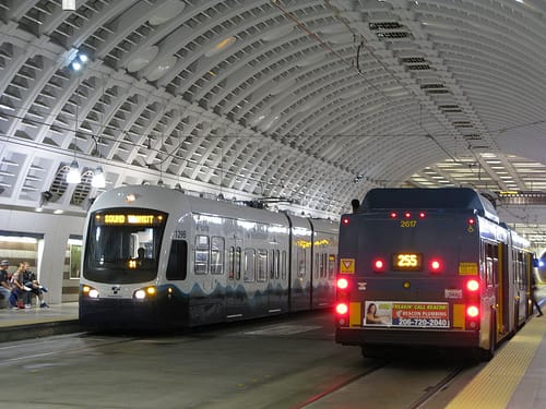                      Dow Constantine Issues Executive Order: We Need Full Integration of Bus and Rail
                     