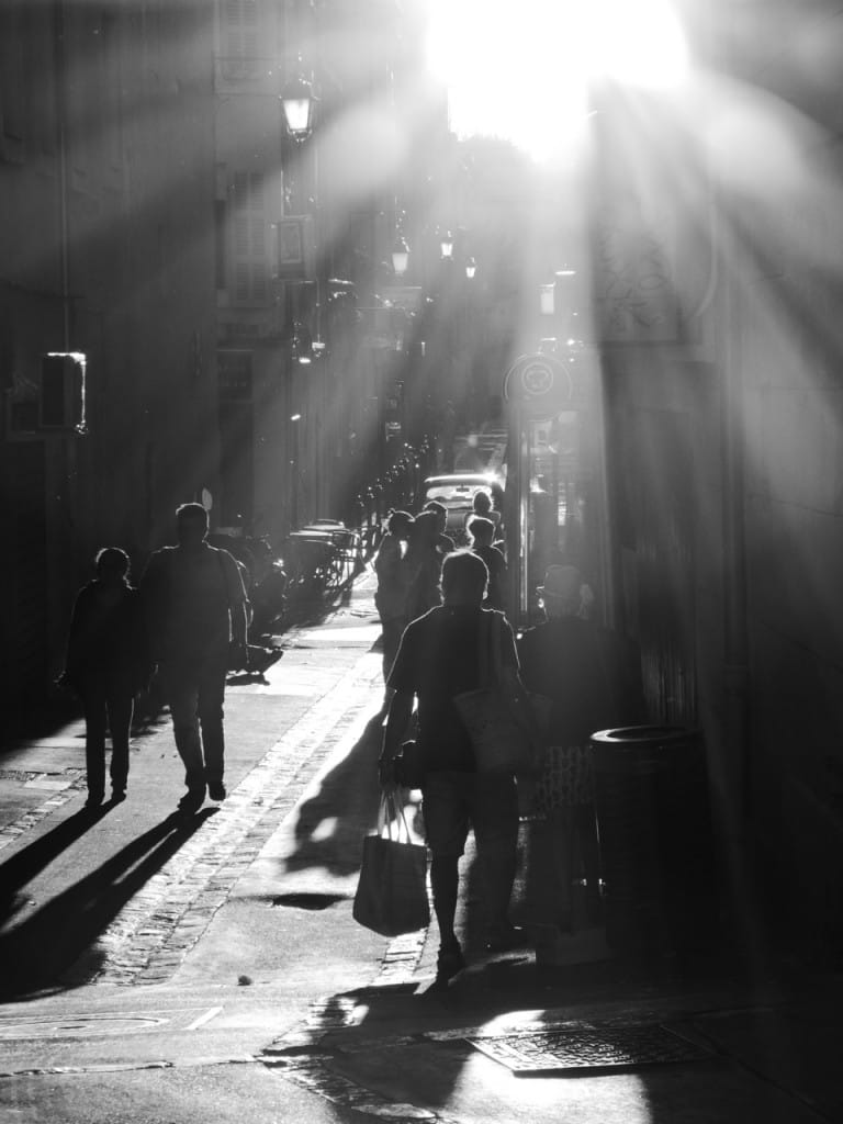 Space-decoding the elements of urbanism