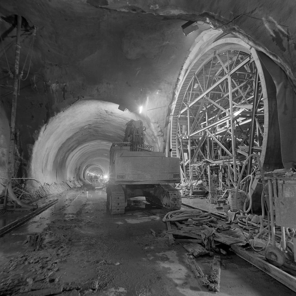 Beacon Hill Station; showing the connecting passage between platforms being constructed in the space previously excavated using the NATM/STM method. (Sound Transit)