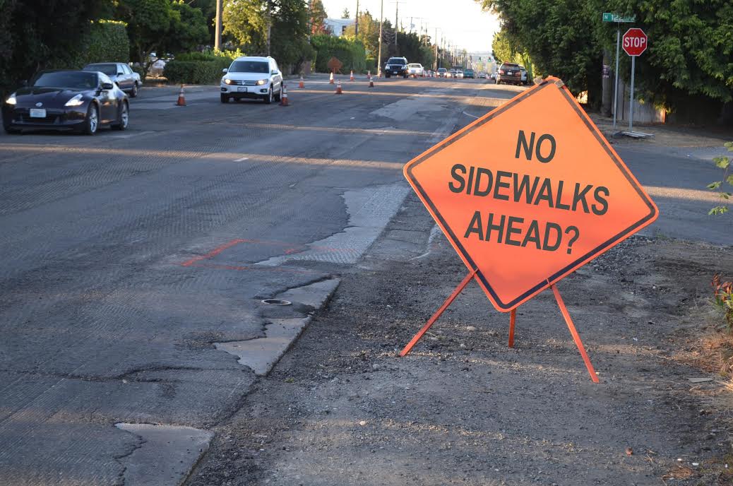No Sidewalks Ahead? Greenwood Ave Paving Project Raises Questions
