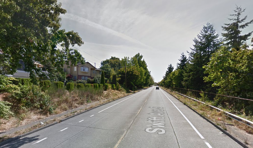 The conditions of Swift Ave S in August 2015. (Google)