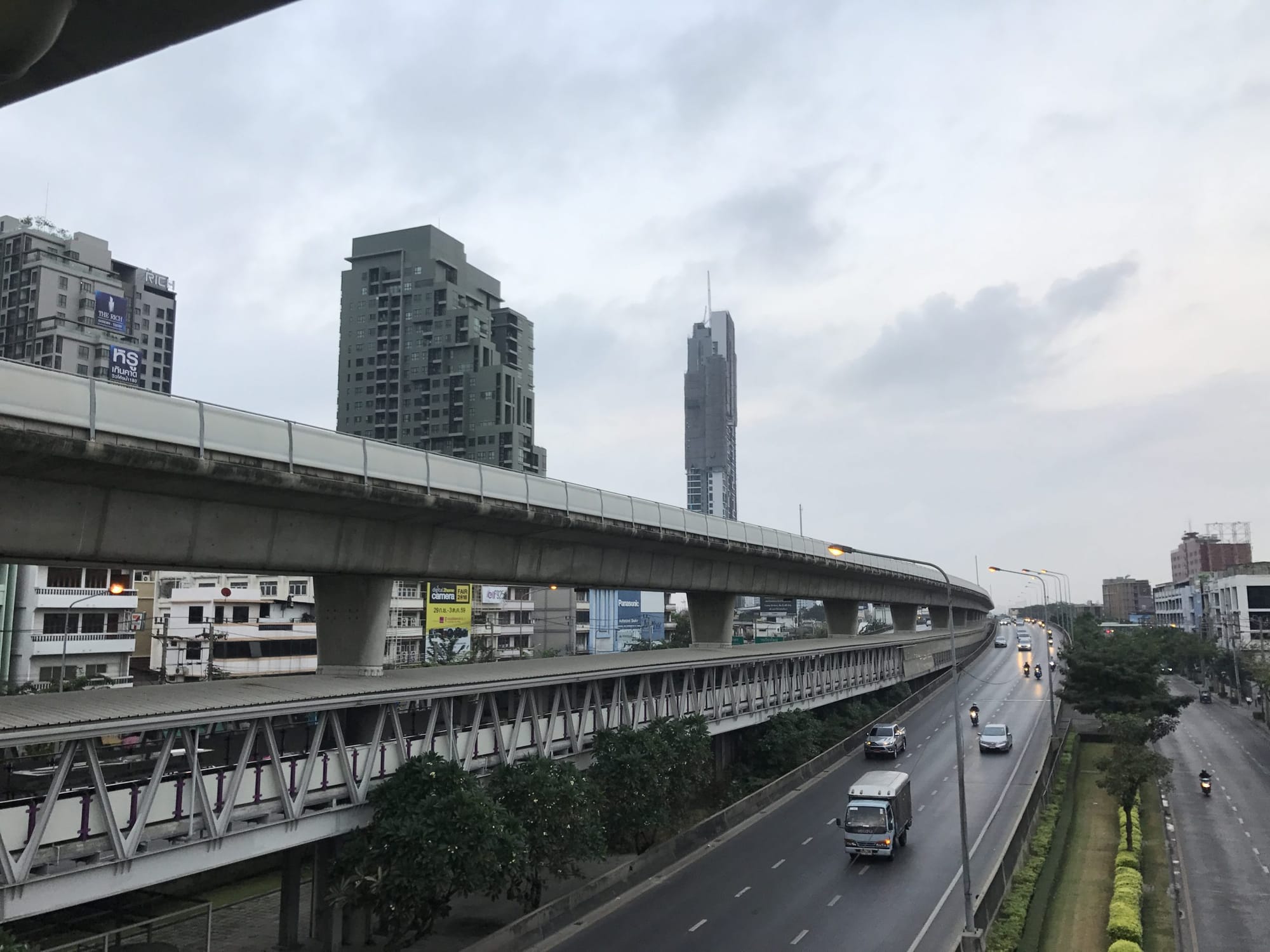 What We’re Reading: Vision Zero USA, Walk Battery, And Alt-Berlin