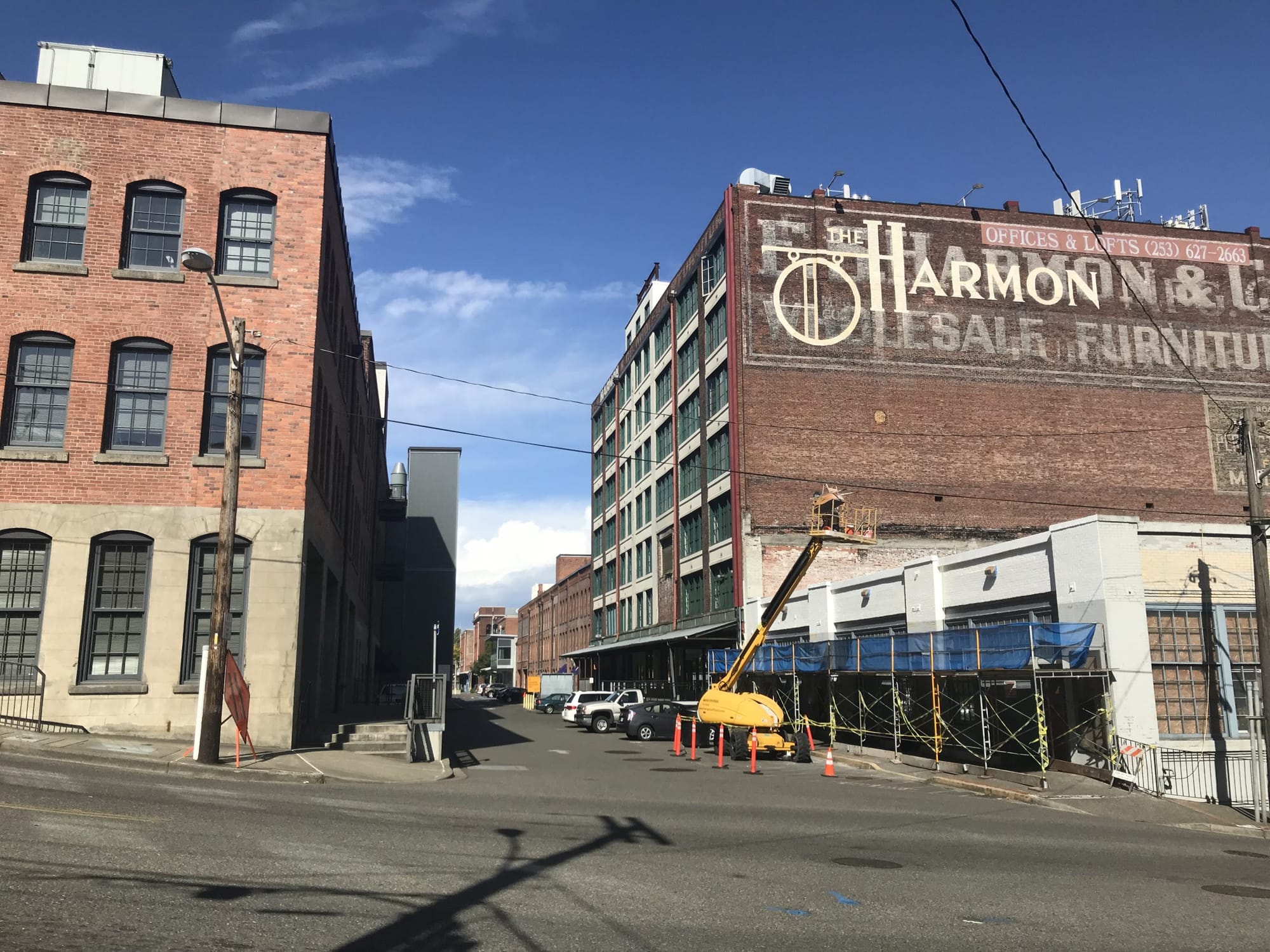 What We’re Reading: Beg Buttons, Artistic Land Banking, and Road Rage