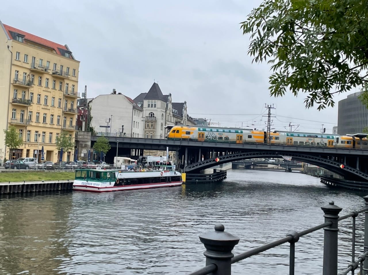 What We’re Reading: Questionable Noise, Extraordinary Disruptions, and Parking Socialism