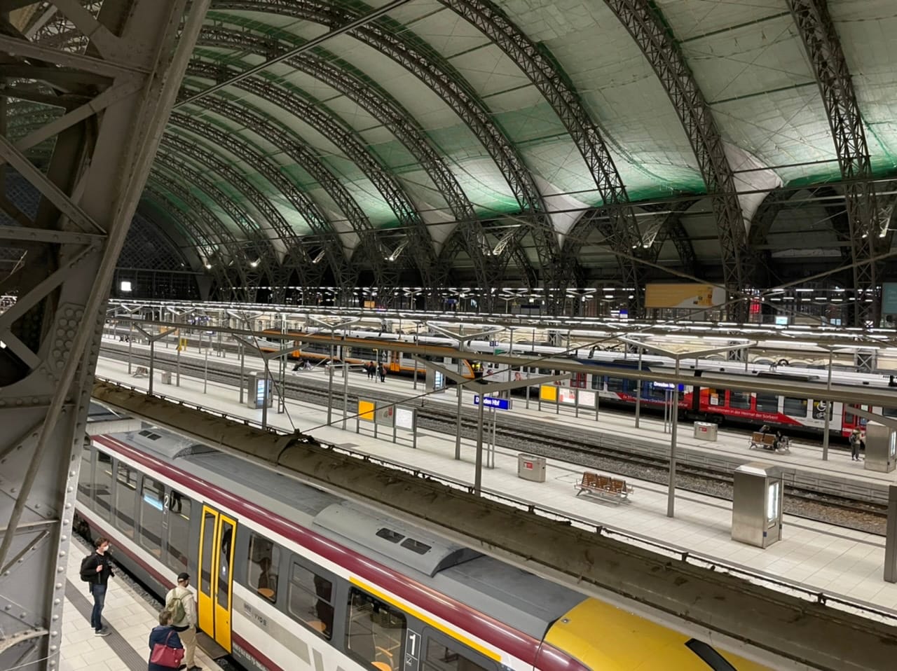 What We’re Reading: Zero-Emissions District, Dingbats, and The Interurbans