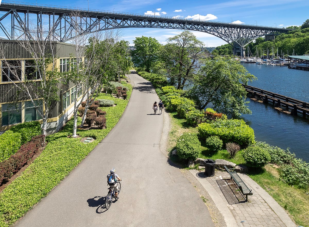 Seattle Street Ends: Fremont to the University Along Lake Union and Portage Bay