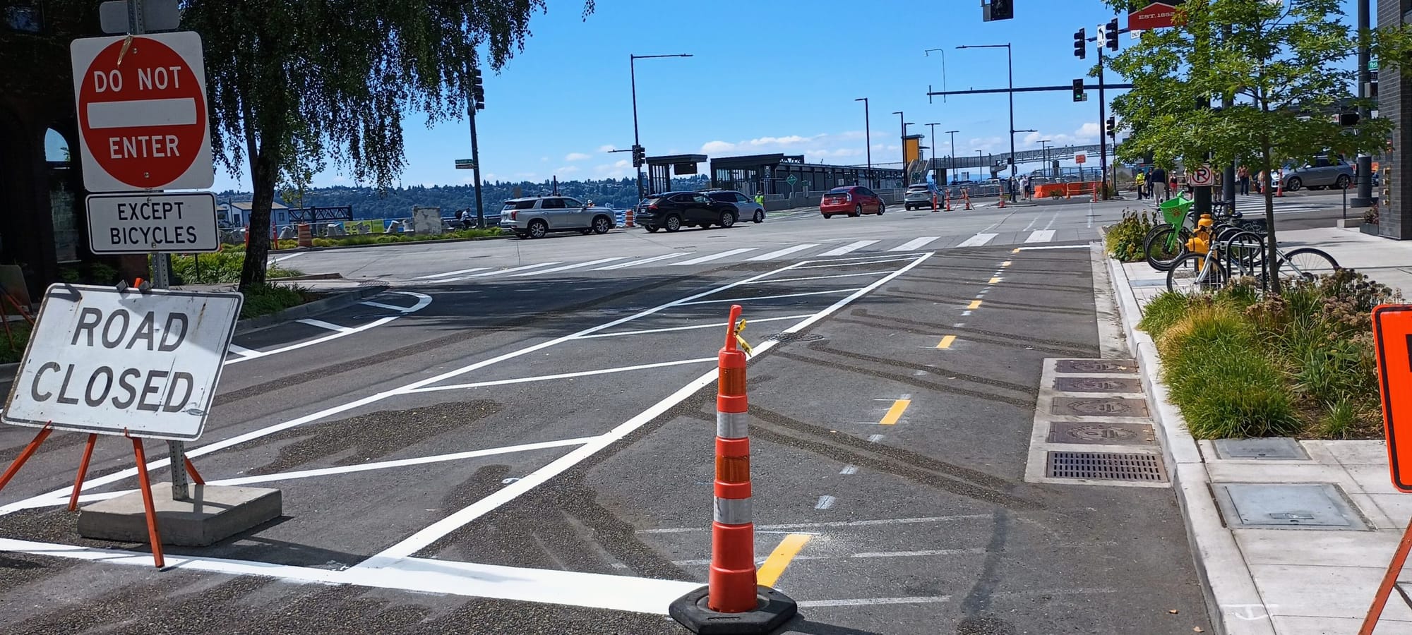 Stub Yesler Way Bike Lane Illustrates Lack of Planning for Waterfront Bike Access