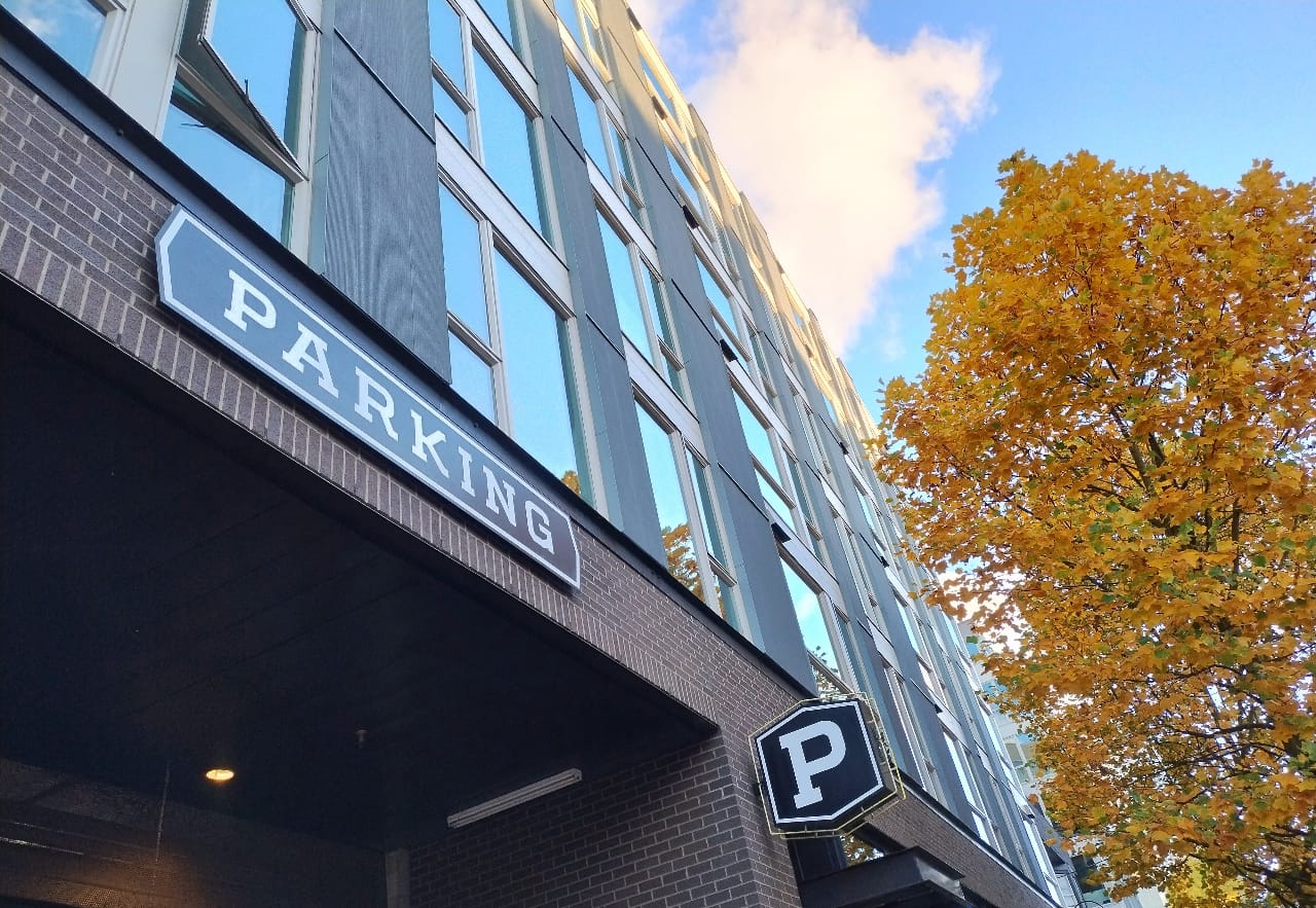 Bateman Takes Aim at Washington’s Parking Mandates