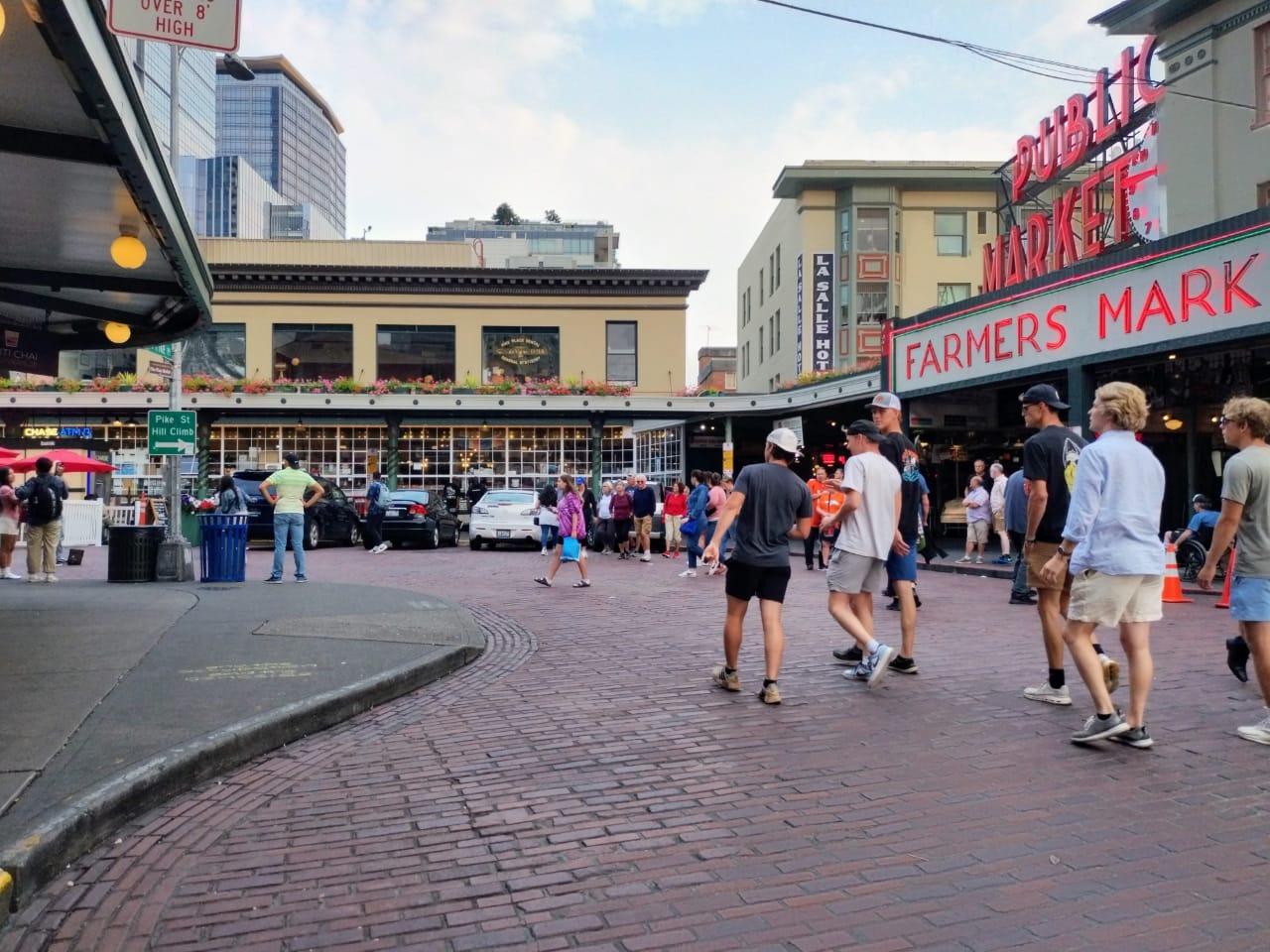Market to Test Out Long-Requested Pike Place Car Ban