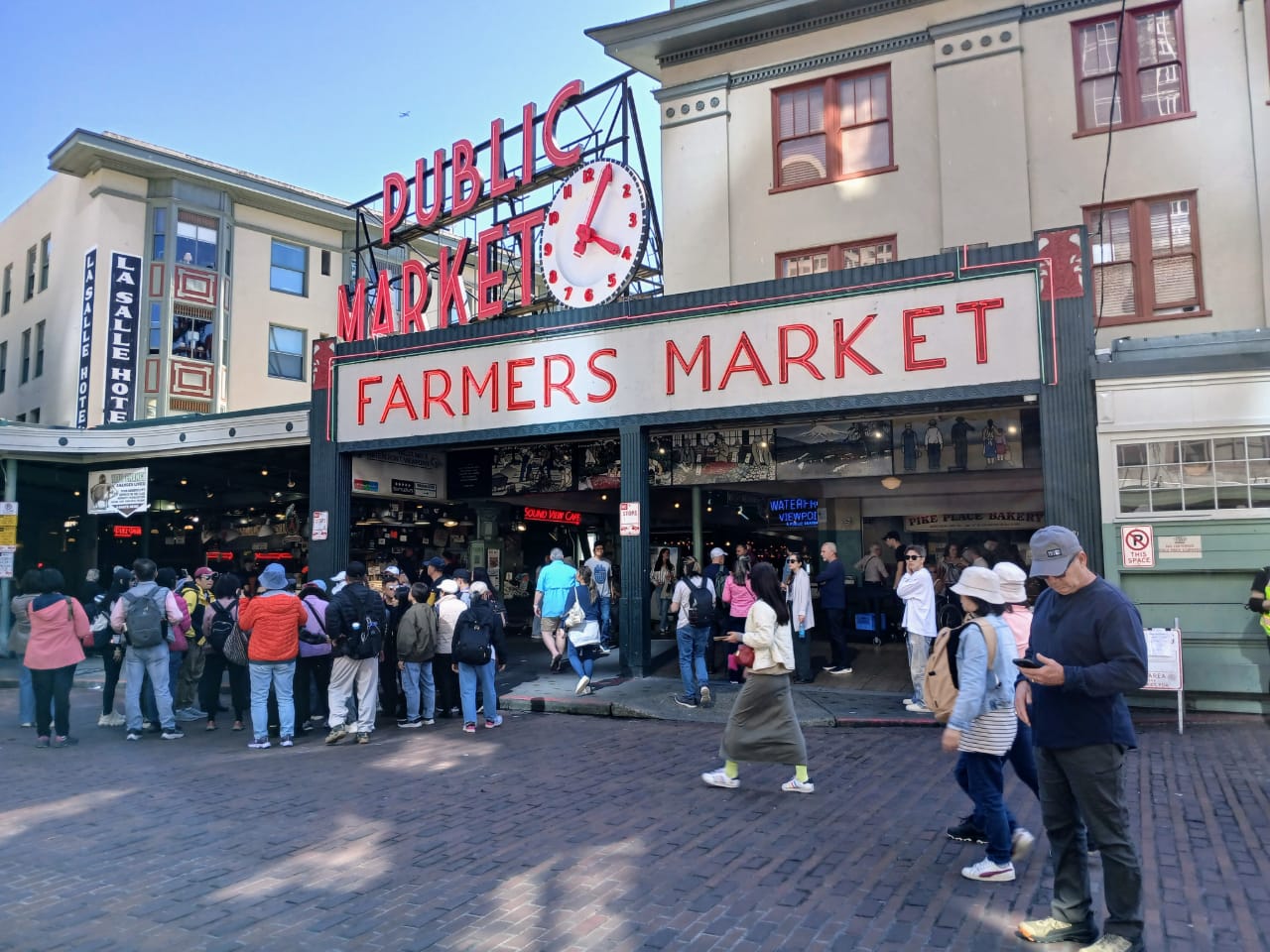 Sunday Video: The Start of a Car-free Pike Place Market?