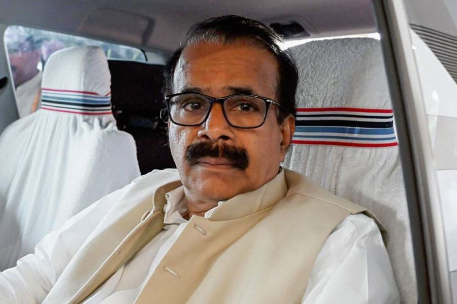 രാജ്യസഭ കാലാവധി അവസാനിച്ചു; കേന്ദ്രമന്ത്രി സ്ഥാനം രാജിവെച്ച് ജോര്‍ജ് കുര്യന്‍
