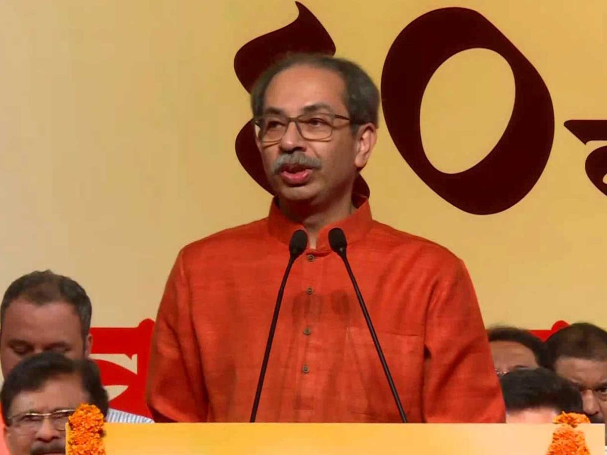 'അധ്യക്ഷ സ്ഥാനത്ത് കടിച്ചുതൂങ്ങാന്‍ തയ്യാറല്ല', പാര്‍ട്ടി പ്രവര്‍ത്തകര്‍ക്ക് വിശ്വാസമില്ലെങ്കില്‍ സ്ഥാനമൊഴിയുമെന്ന് ശിവസേന നേതാവ്