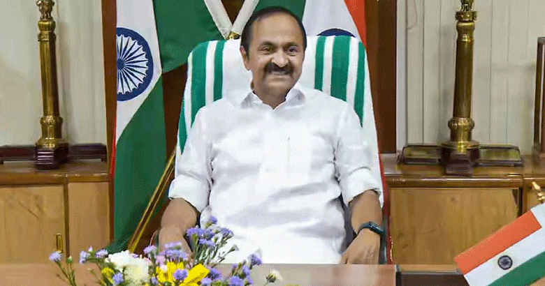 വി ഡി സതീശന്‍ ഇനി ക്ലിഫ് ഹൗസില്‍; കന്റോണ്‍മെന്റ് ഹൗസ് ഒഴിഞ്ഞു