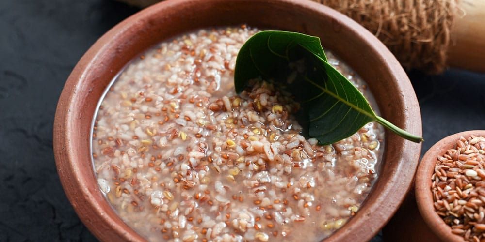 കർക്കടക ചികിത്സയും മരുന്ന് കഞ്ഞിയും ചോദ്യം ചെയ്ത് ഡോക്ടർ; ആരോഗ്യ അവകാശവാദങ്ങൾക്ക് തെളിവില്ലെന്ന് വിമർശനം