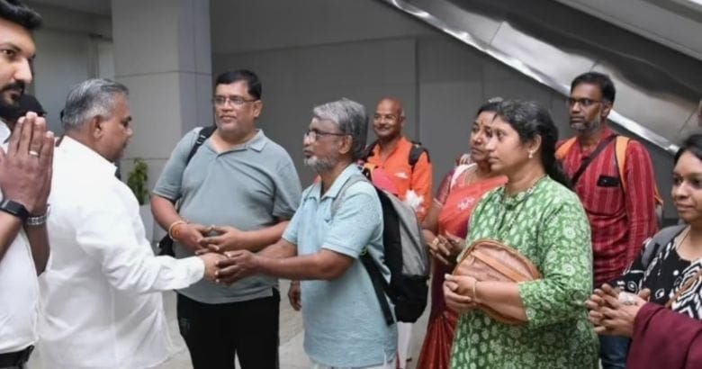 ‘തിരിച്ചുവരുമെന്ന് കരുതിയില്ല’; നേപ്പാൾ ദുരന്തത്തിൽ നിന്ന് രക്ഷപ്പെട്ട് 21 പേർ നാട്ടിൽ എത്തി