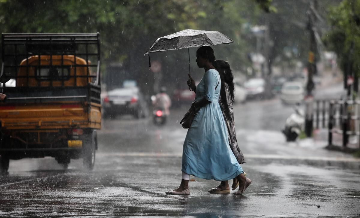 കേരളത്തിൽ മഴ കുറയുന്നു; ഇന്നും ആറ് ജില്ലകളിൽ ഓറഞ്ച് അലർട്ട്