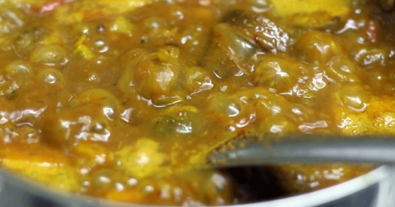 ഗണേശോത്സവ അന്നദാനത്തിനിടെ വൻ ദുരന്തം; തിളച്ച സാമ്പാറിൽ വീണ് യുവതിക്ക് ദാരുണാന്ത്യം