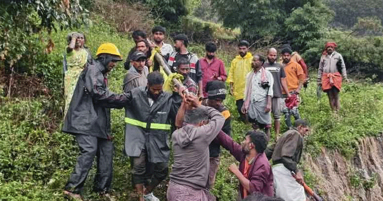 ഇടുക്കി വട്ടവടയിൽ മണ്ണിടിച്ചിൽ; രണ്ട് പേർക്ക് ദാരുണാന്ത്യം