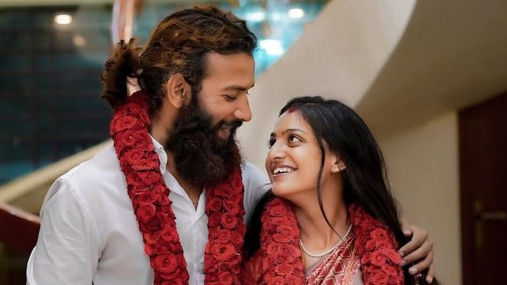 കുംഭമേള വൈറൽ താരത്തിന് പൊലീസ് സംരക്ഷണം തുടരും; ഹർജികൾ തീർപ്പാകുന്നതുവരെ സുരക്ഷ ഉറപ്പാക്കണമെന്ന് ഹൈക്കോടതി