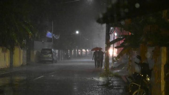 കേരളത്തിൽ മഴയ്ക്കും കാറ്റിനും സാധ്യത; ആറ് ജില്ലകളിൽ യെല്ലോ അലർട്ട്
