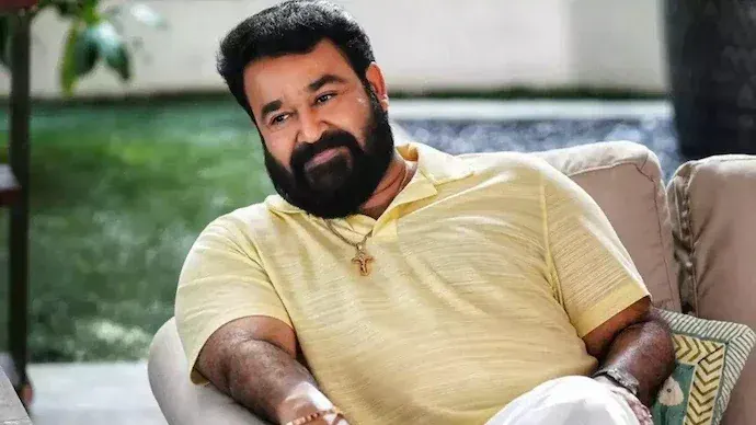 മോഹൻലാലിന്റെ വാഹന ആർസിയിൽ പേരുമാറ്റം; ‘ലഫ്റ്റനന്റ് കേണൽ’, ‘ഡോക്ടർ’ പദവികൾ ഒഴിവാക്കി