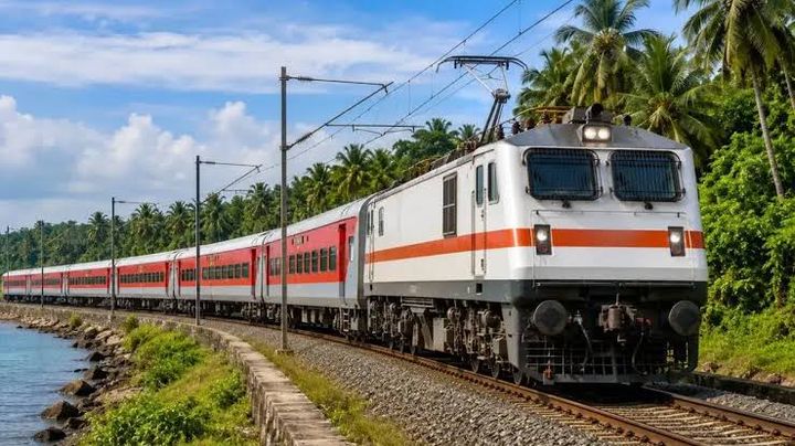 ഭക്ഷണവിലയിൽ റെയിൽവേയുടെ 'വിലക്കയറ്റം'; 5 മുതൽ 15 രൂപ വരെ വർധന