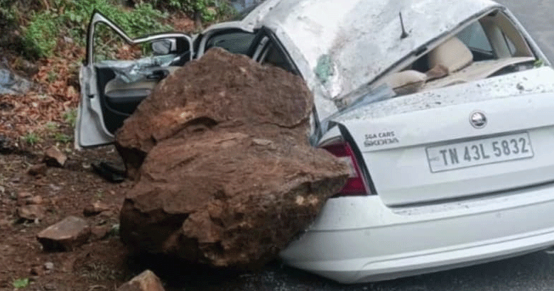 നീലഗിരിയിൽ കാറിലേക്ക് കൂറ്റൻ പാറക്കല്ല് പതിച്ച് മുൻ വ്യോമസേനാ ഉദ്യോഗസ്ഥൻ മരിച്ചു; രണ്ടുപേർക്ക് ഗുരുതര പരിക്ക്