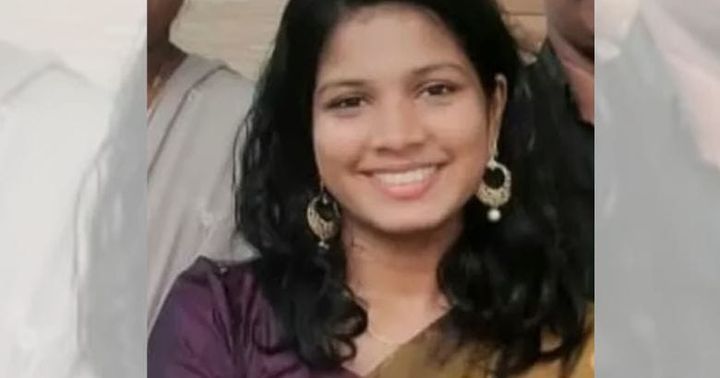 നാട്ടിലെത്തിയത് പൂജാവധിക്ക്;  വന്ദേ ഭാരത് ട്രെയിനിടിച്ച് വിദ്യാർഥിനി മരിച്ചു