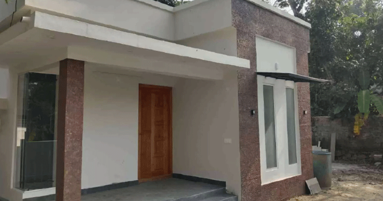 വിശ്വസ്ത ഡ്രൈവർക്ക് വീട് സമ്മാനം!  26 വർഷമായി കൂടെയുള്ള ഡ്രൈവർക്ക് പുതിയ വീട് സമ്മാനമായി നൽകി പ്രവാസി വ്യവസായി