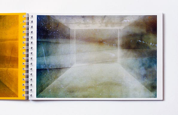 Image from the monograph Toransupearento, by Daisuke Yokota.