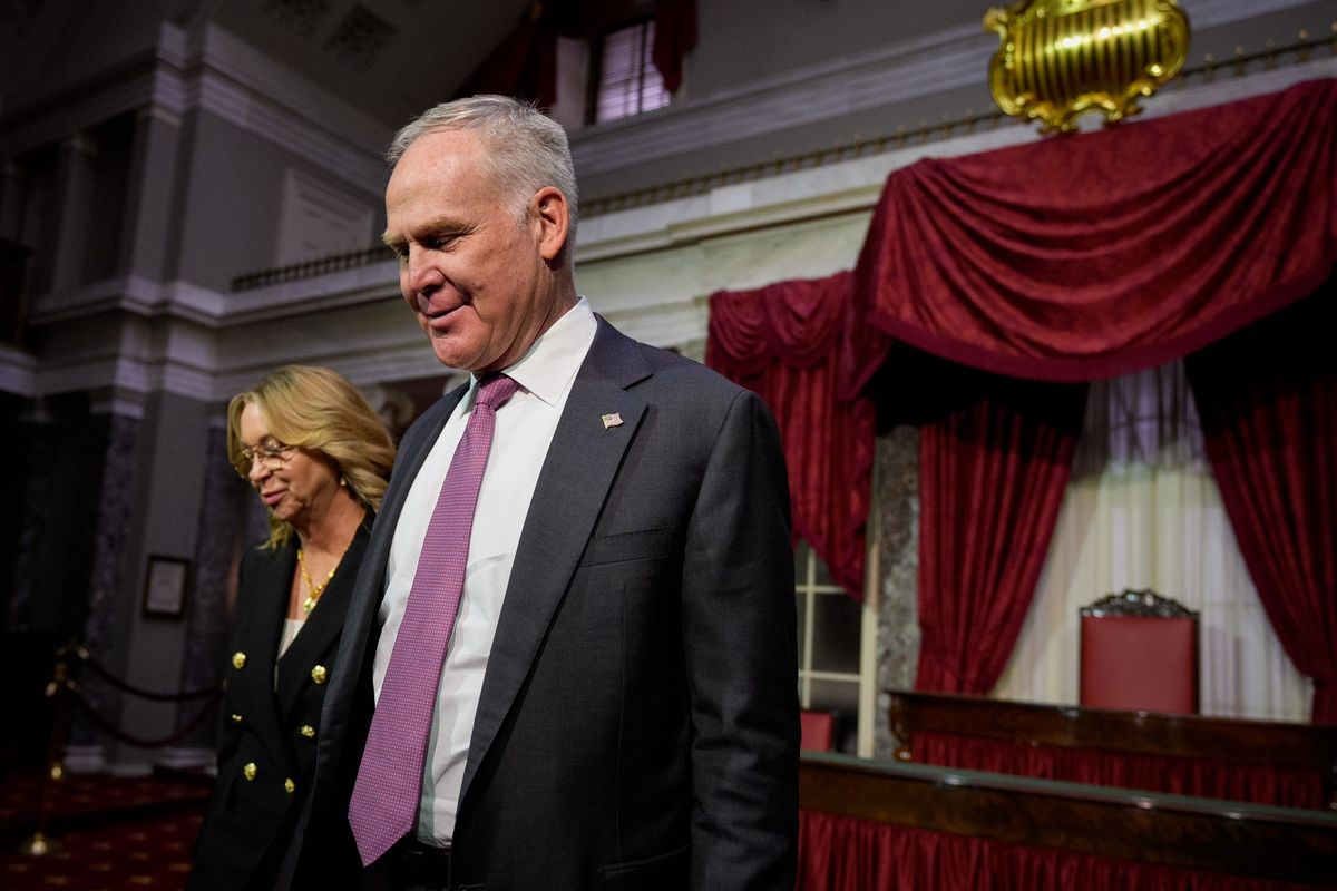 Pipeline CEO Turned Senator Wants to Limit States’ Power to Block Pipelines
