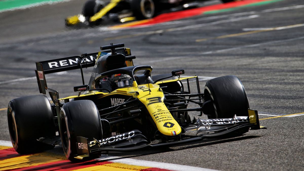 Dan Stars At Spa