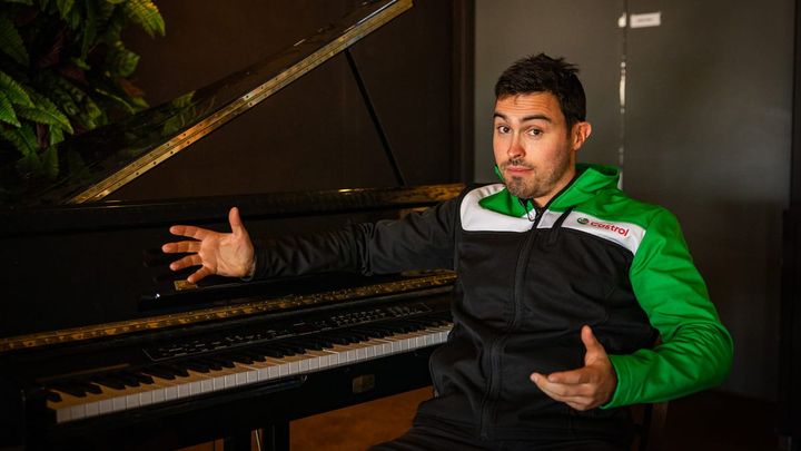 DOWNSHIFTING: Thomas Randle