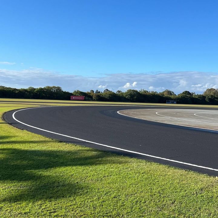 HOT SHOTS: Nice new surface.