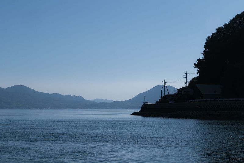 003 - Japan Between Scale and Serenity