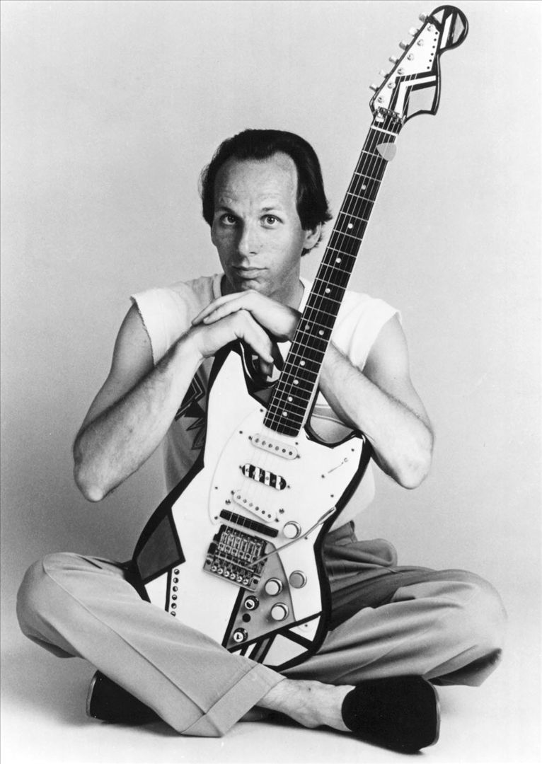 adrian-belew