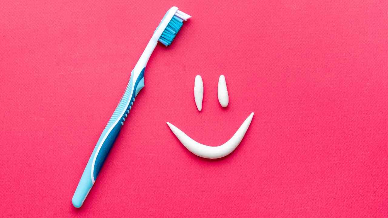 Does Toothpaste Get Rid of Blackheads