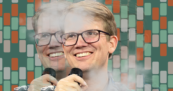 Hank Green's cautionary tale for knowledge creators