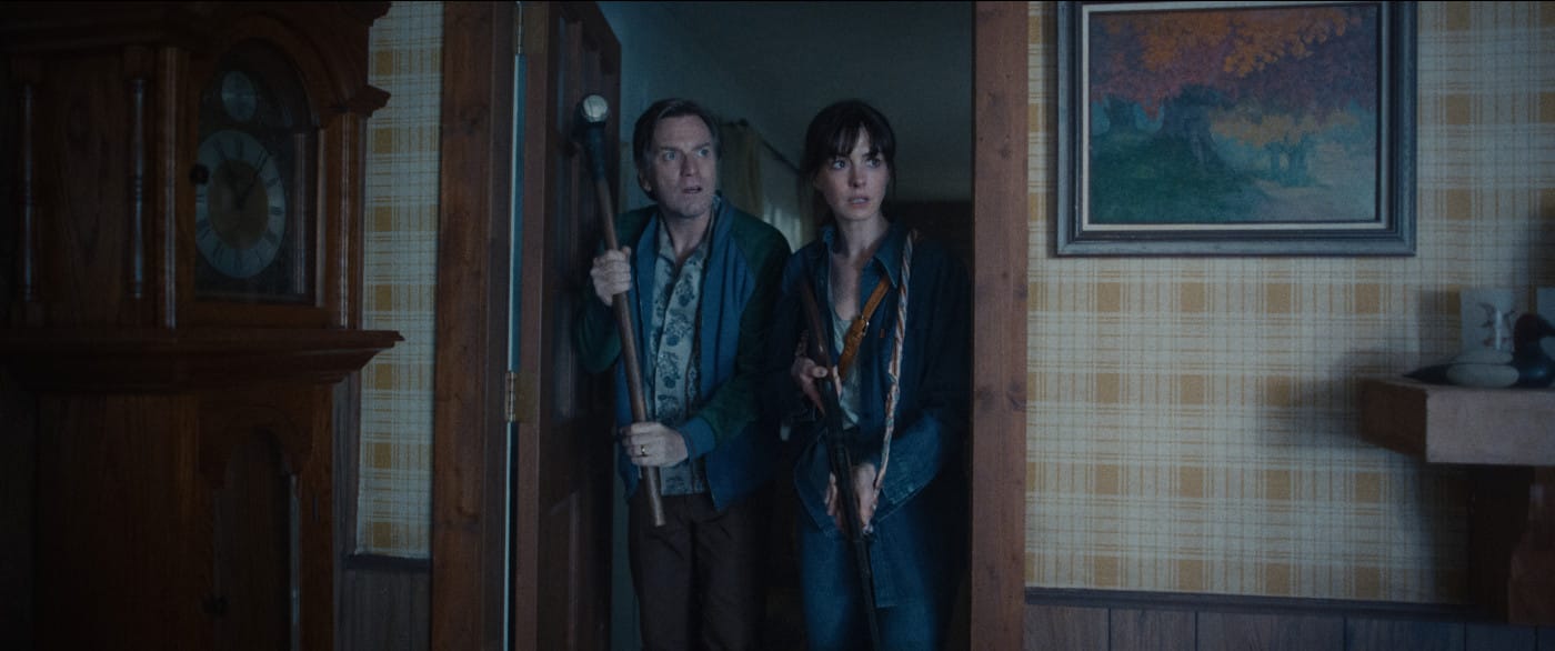 Ewan McGregor und Anne Hathaway geben Vollgas.