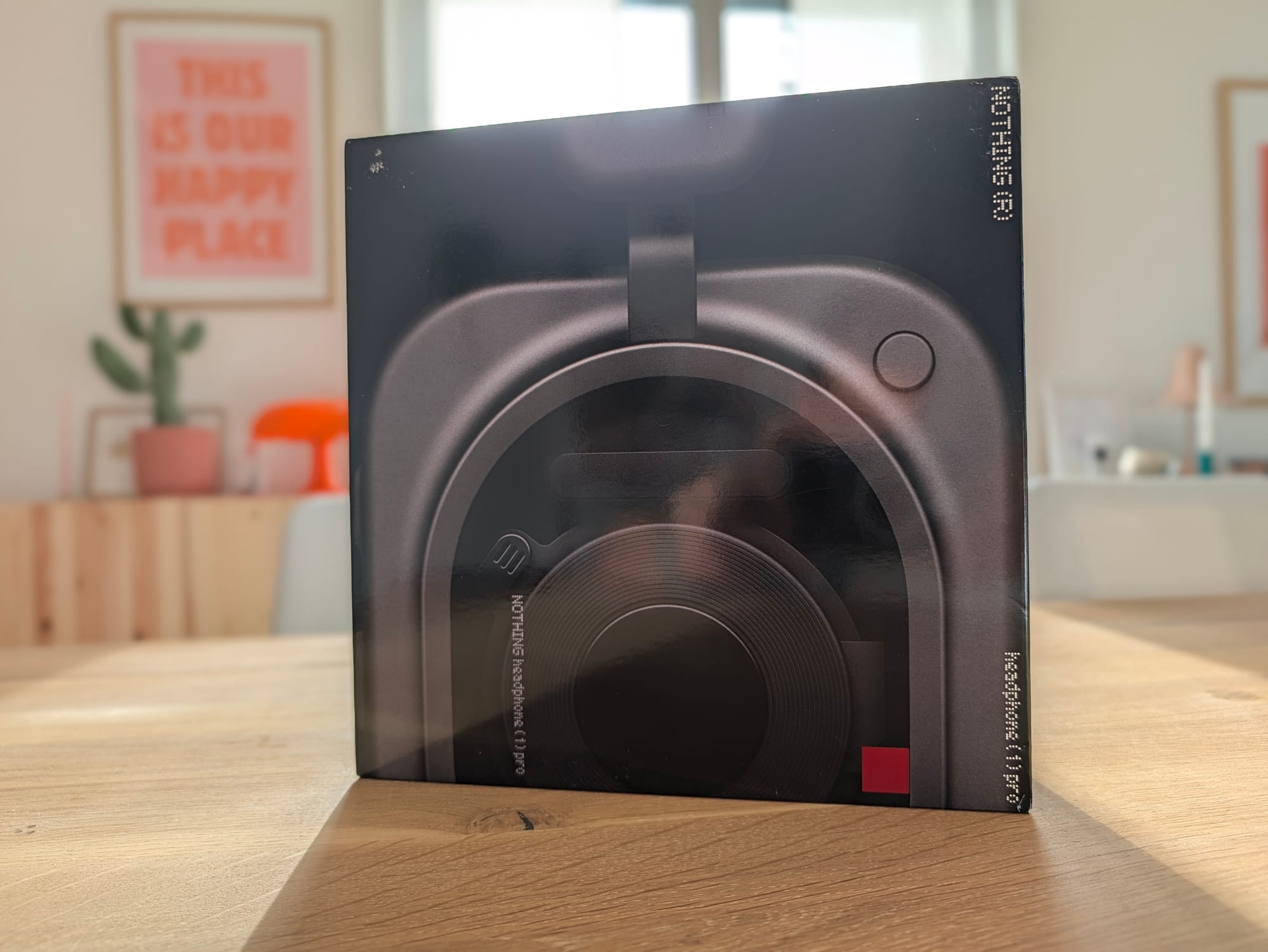 Die Verpackung des Nothing Headphone (1) Pro.