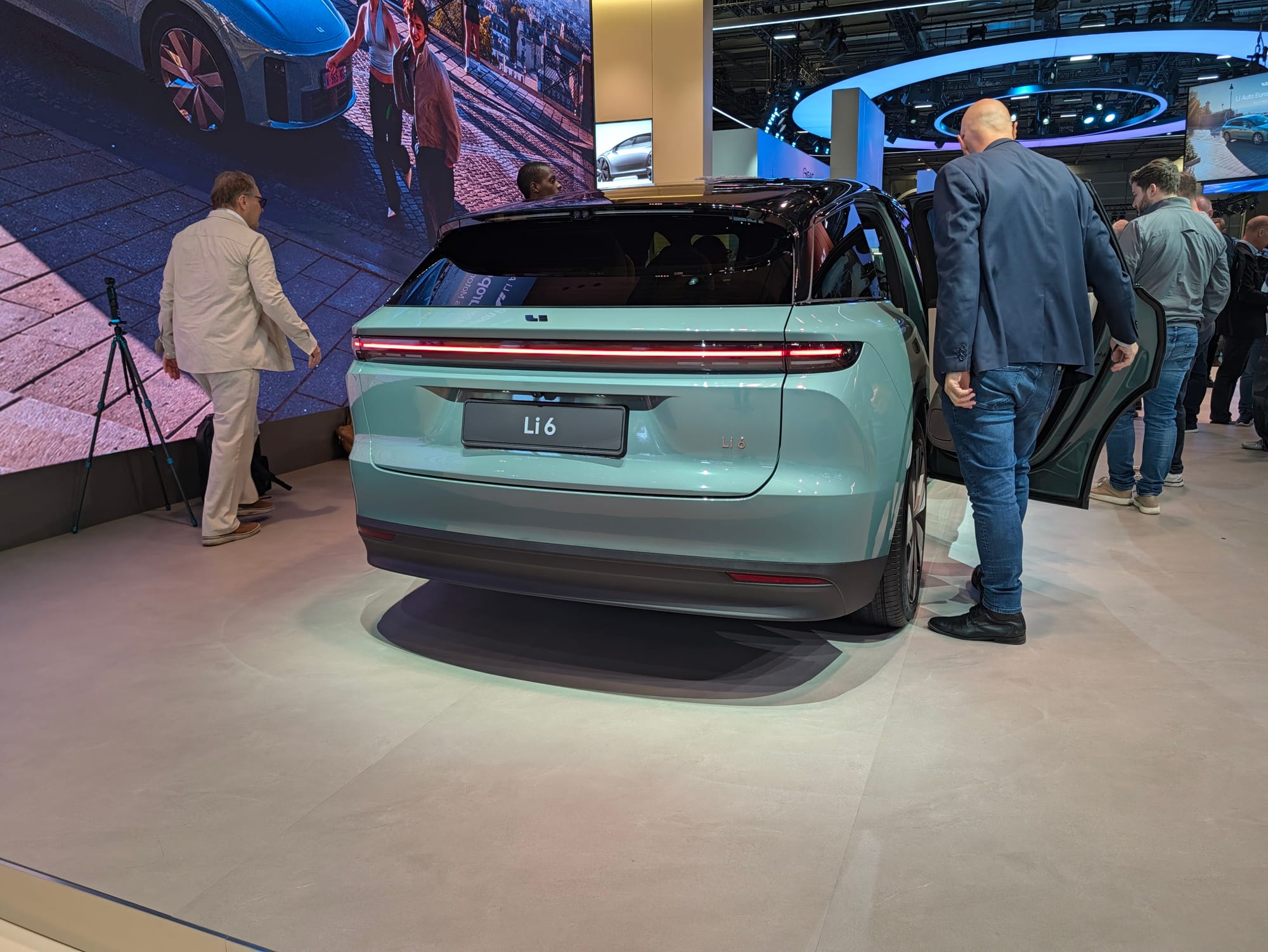 Der Li Auto Li 6 auf dem Pariser Autosalon 2026.
