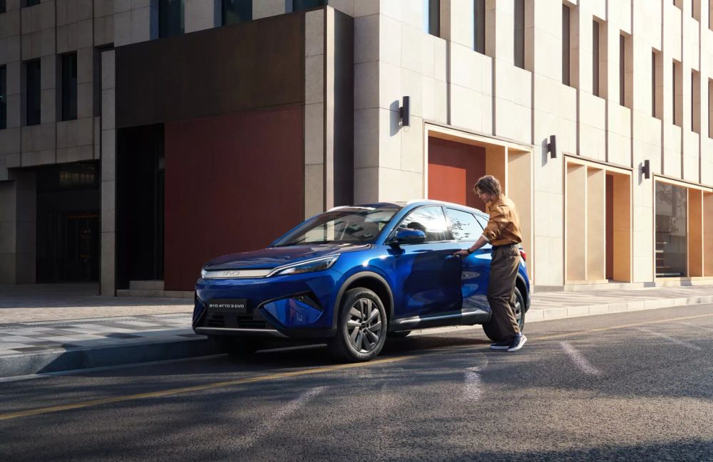 BYD Atto 3 Evo: Riesiges Facelift mit mehr Leistung, Reichweite und 800 Volt
